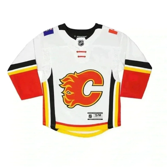 🆕Youth | Calgary Flames NHL Premier Away Jersey - Picture 3 of 16